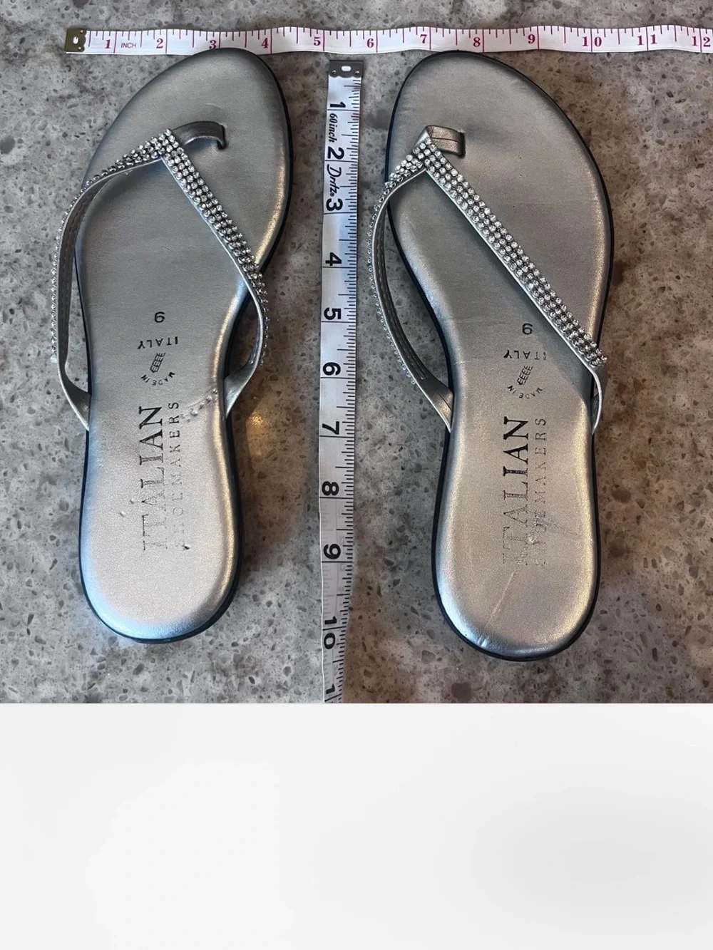 Size 9 Italian Shoemakers Metallic Silver rhinestone -Strap Flip Flop Sandals